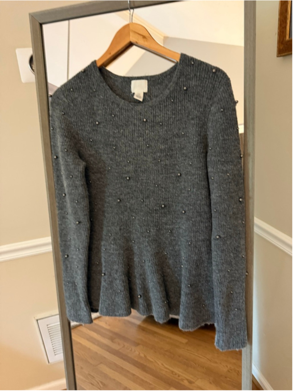 Women's H&M Gray Pearl Studded Crew Neck Sweater XL